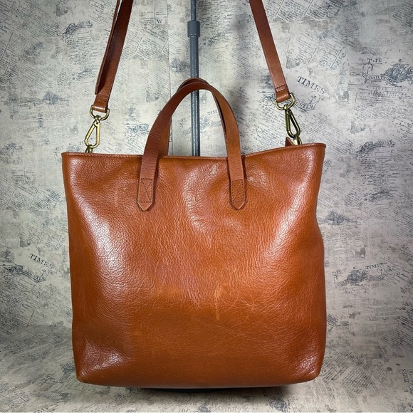 Madewell Handbags - Madewell Brown Leather Top Handle Zipper Closure Tote Bag